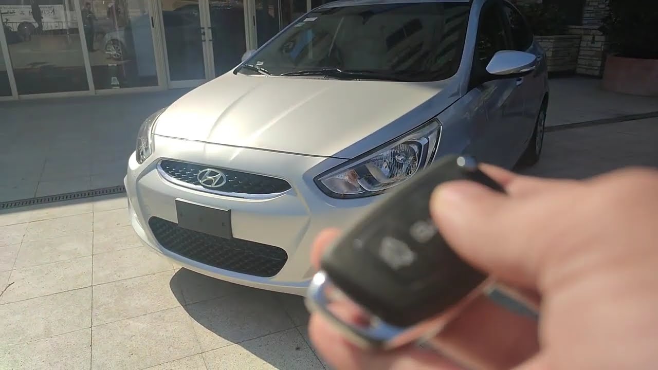 استعراض مواصفات هيونداي اكسنت rb 2026 الفئة الثانية لون فضي Hyundai accent rb 2026 sunroof review