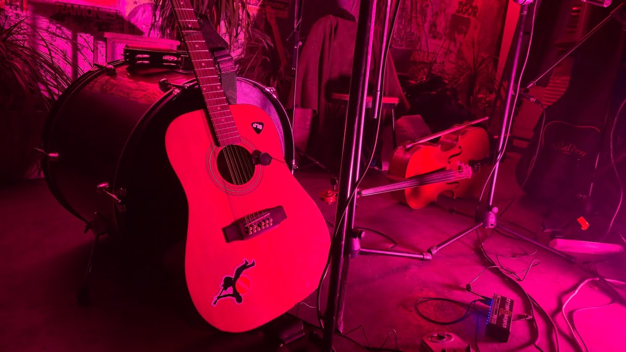 Acustico En Vivo - Matomil (Maldito Perro)