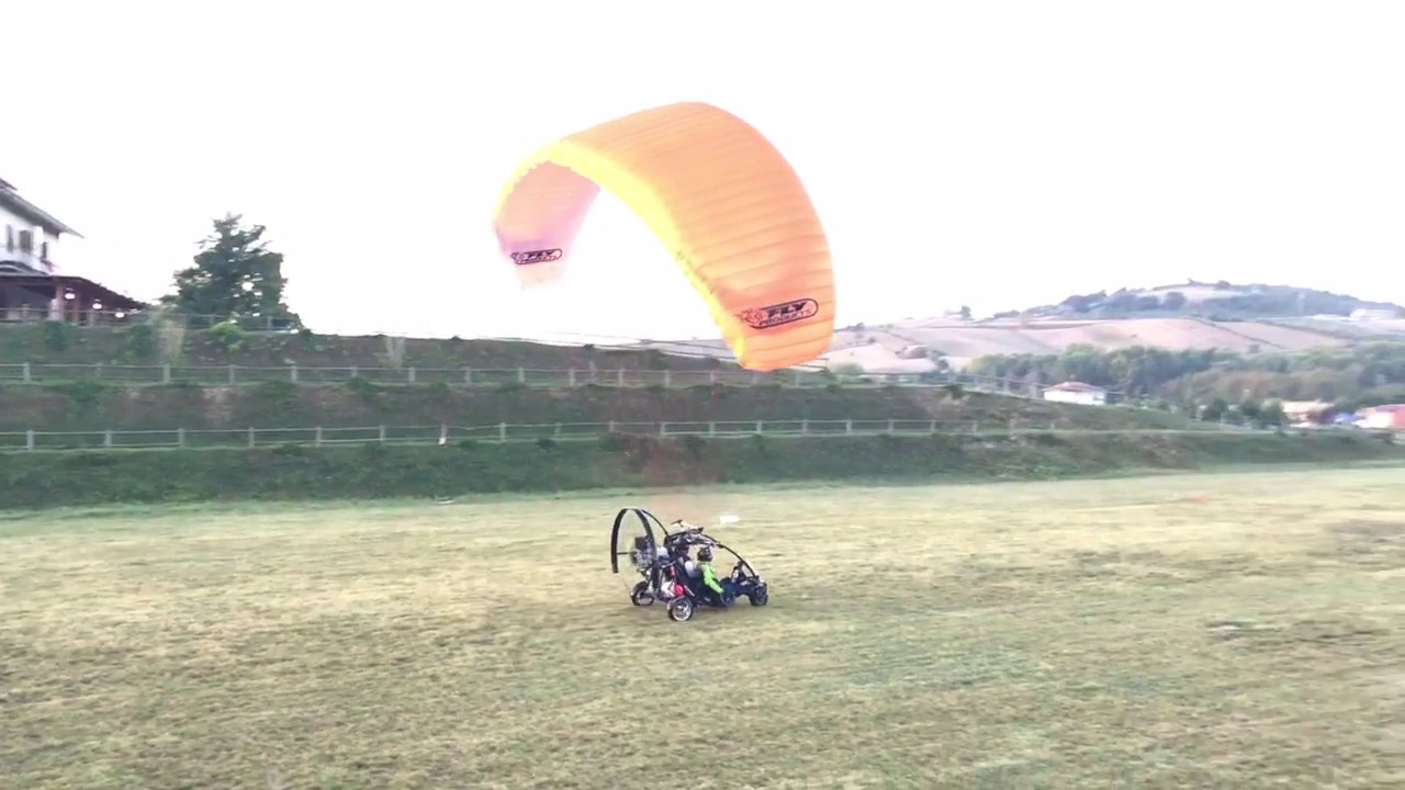 Touch + Go with Fly Products Luna Paramotor Motorschirm Trike