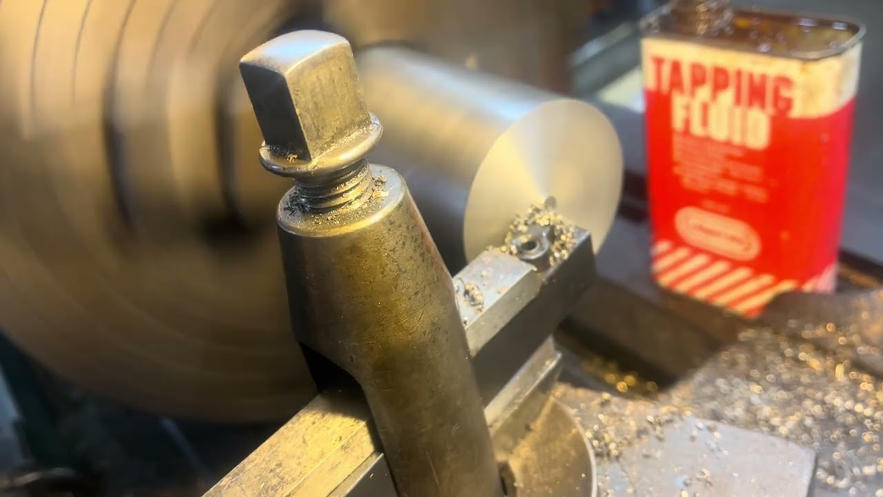 Using the WWII antique Hendey Lathe