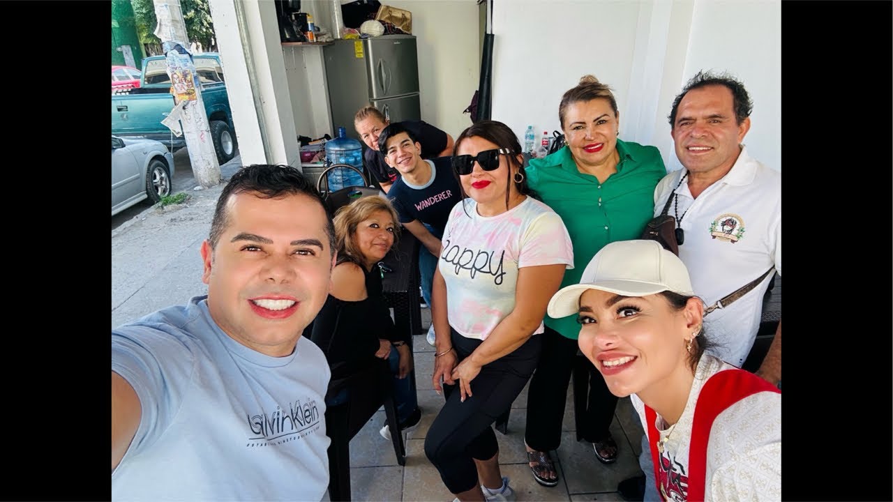 Bendiciendo el negocio de mi amiga Paola