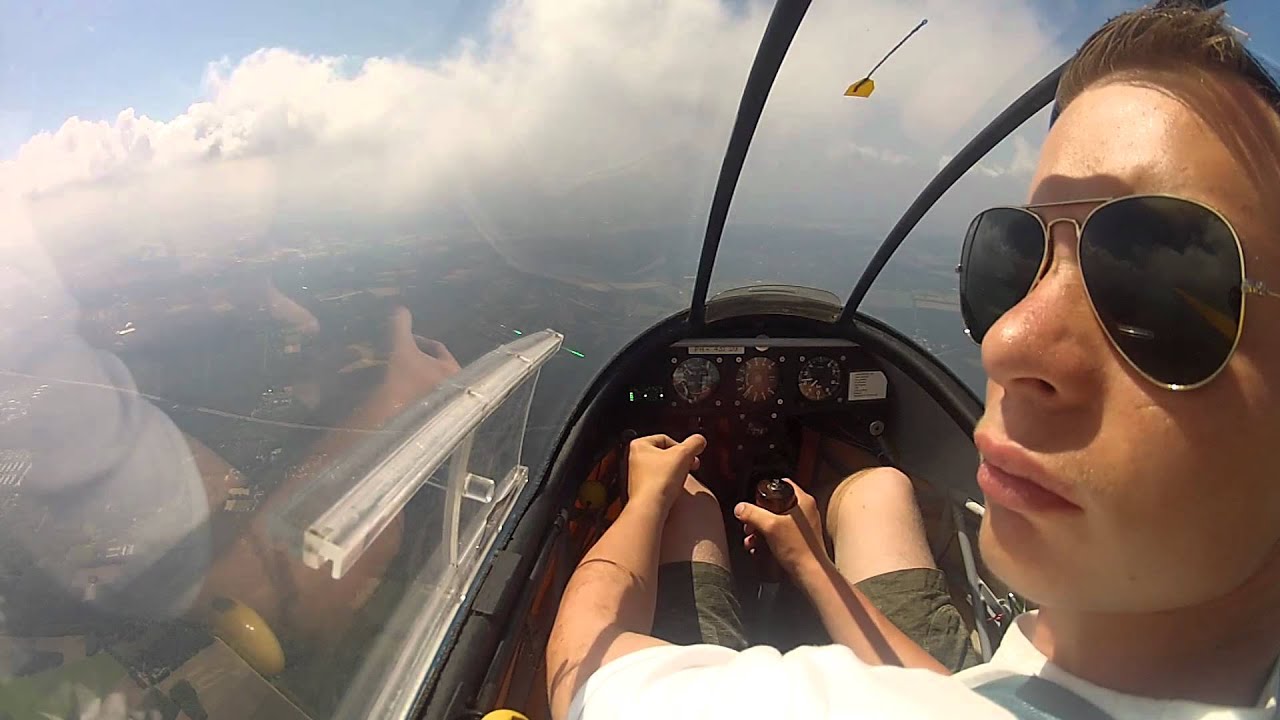 Erwin solo Ask 13 - Zweefvliegclub Deelen