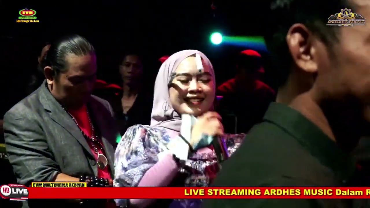🔵🔴 Jemu Menanti 🔵🔴 Voc By Lidia Natalia Feat Fitri Felani