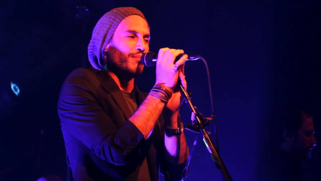נתן גושן מה אם נתנשק בהופעה חיה Nathan Goshen