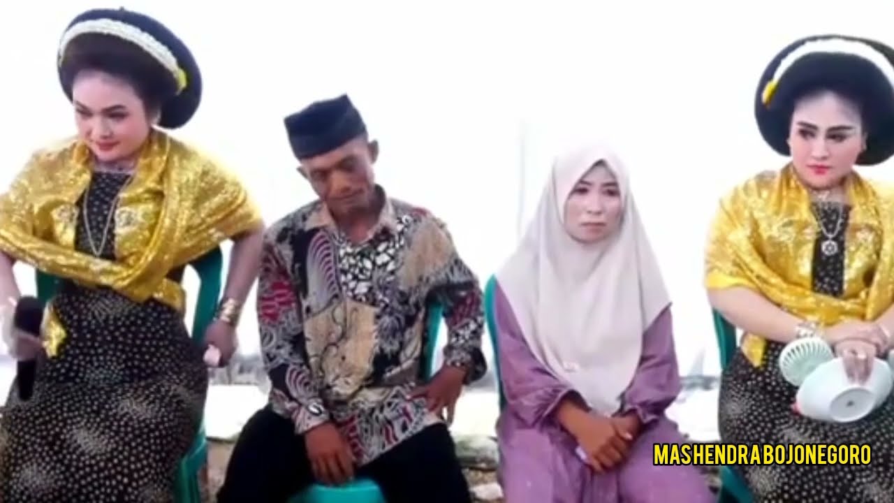 Tayub Tuban: AYAK GEDOK - ASMORONDONO NYI KARNIATI NYI HENIK 
