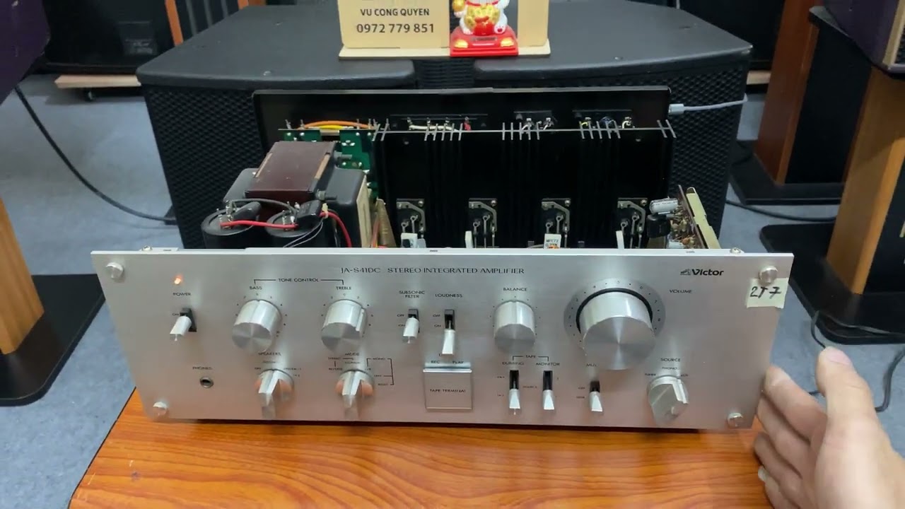 Amply VICTOR JA-S41DC Giá 2tr7