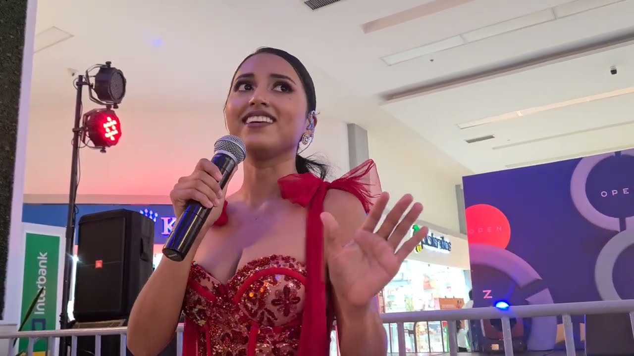 Lita Pezo, ¡Emocionante presentación! tributo a Isabel pantoja Open Plaza Atocongo.