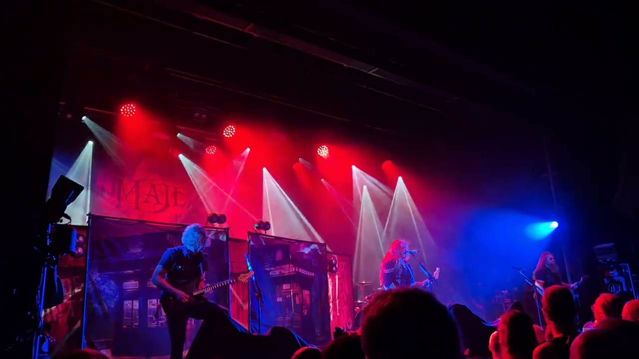 Majestica - Night Call Girl live @ Trix
