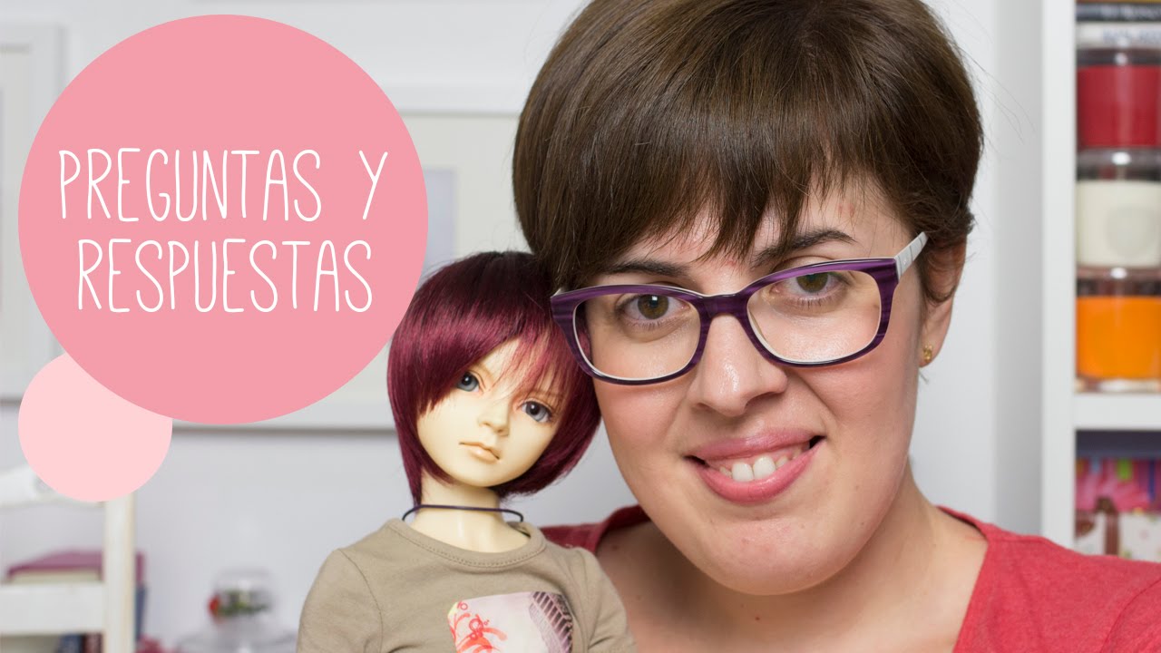 Dudas existenciales #1: ¿Que es la muñeca del fondo?