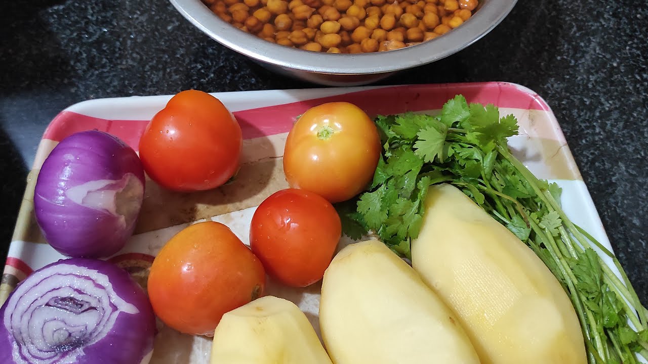 AmnaBlog  is live आइये आज बना रहे हैं इफ्तार के साथ बैगन का सब्जी 🥗🤔🤗😋😋😋😋👍👍😋🙏🙏🙏