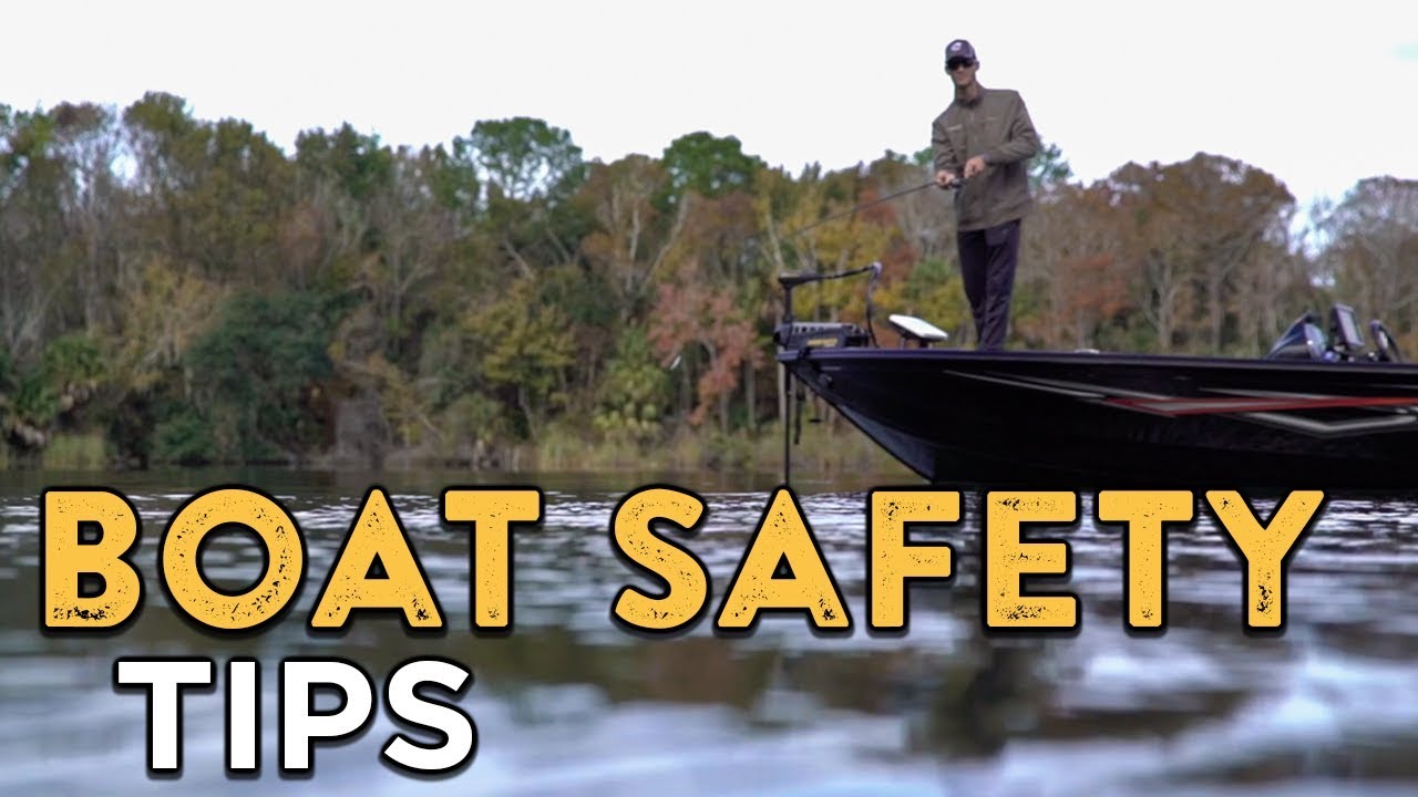 Boating Safety 101 | Stay Safe On The Water With These Basic Rules