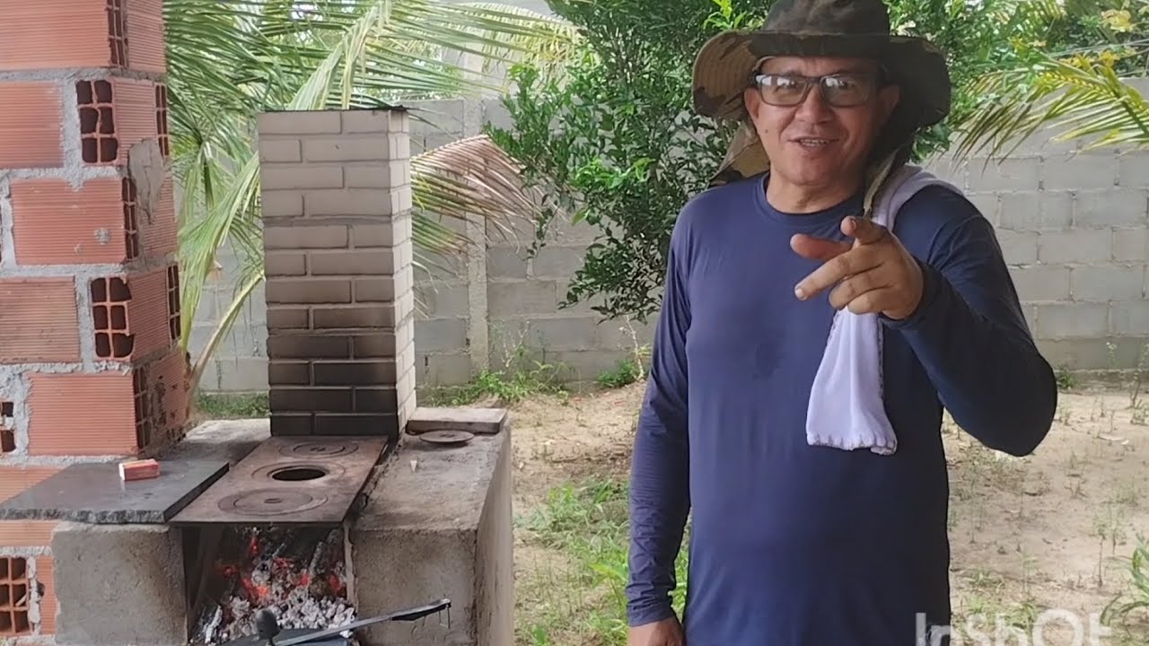 Hoje foi com direito a feijão na lenha 🪵🪵🪵