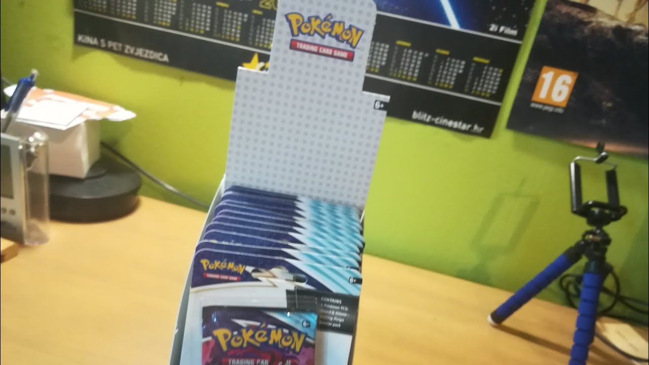 OTVARAMO 12 PAKETIĆA pokemon karata (TCG) / Chilling Reign – Checklane Blister – Sealed Display