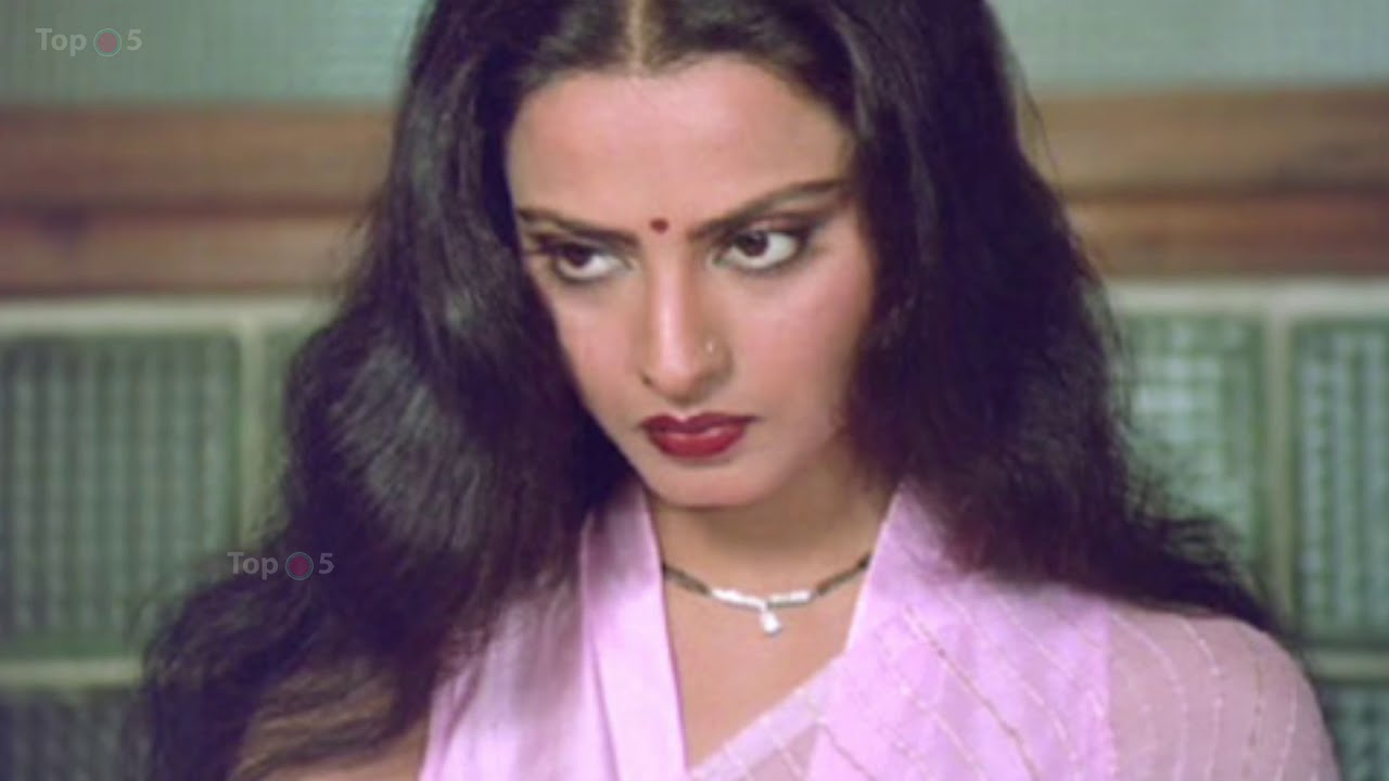 Rare and Unseen Old Moments and Without MAKEUP of REKHA, Rekha with Husband, Without Makeup and more