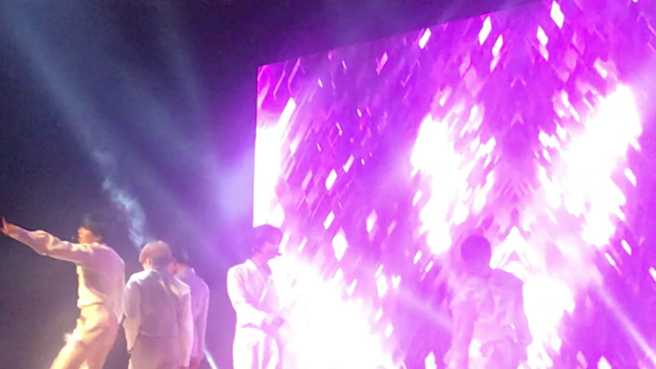 Oneus Fly With Us Nyc - Eye Contact