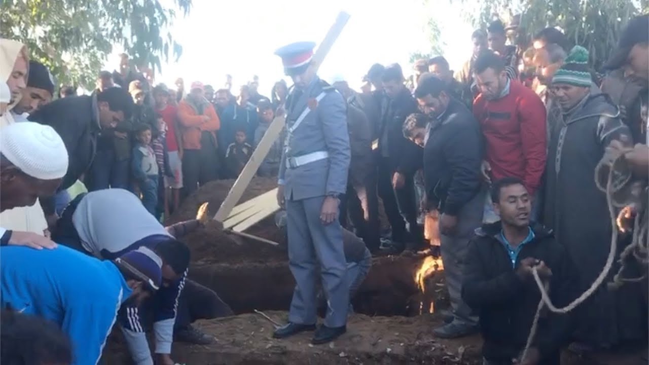 Las víctimas de la patera de Barbate:  De vuelta a Marruecos en un ataúd