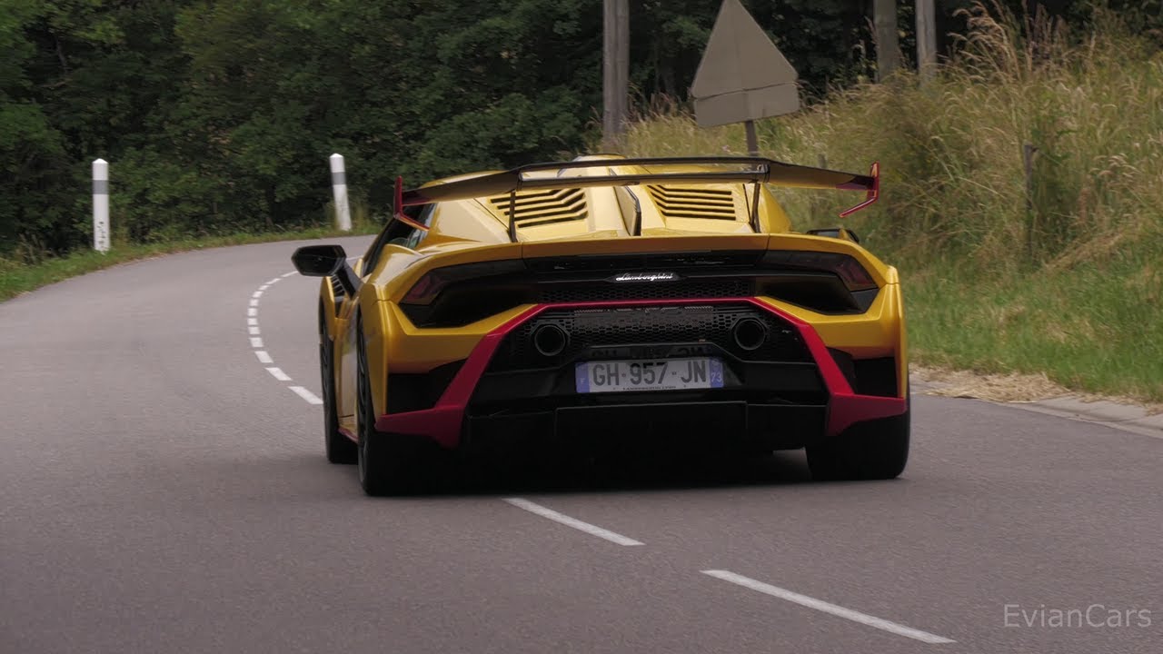 Supercars Accelerating on the Road ( Huracan Performante, STO, 488 Pista, 720S )