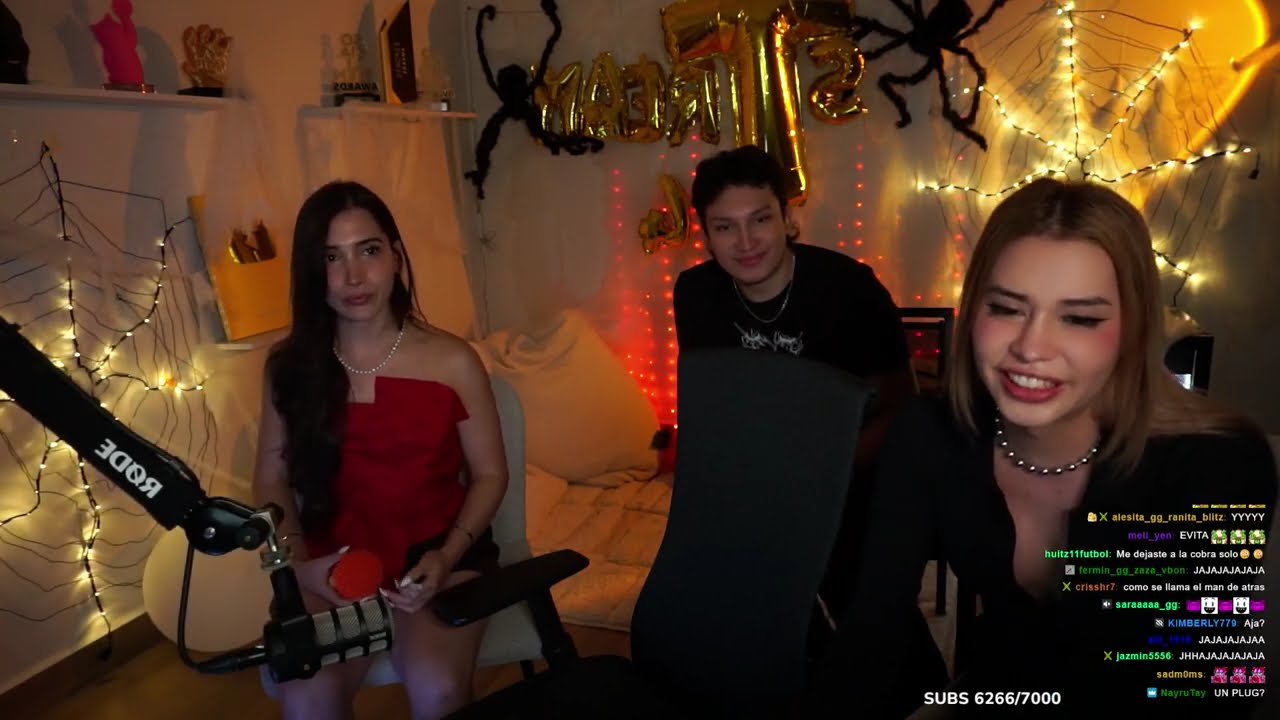Rives bailando jugando y Compitiendo por SUBS - ari, molly