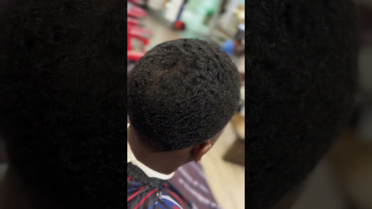 Sharp low taper 🔥 Razor sharp line up #subscribe #like #barber #viralreels #fyp #subscribe
