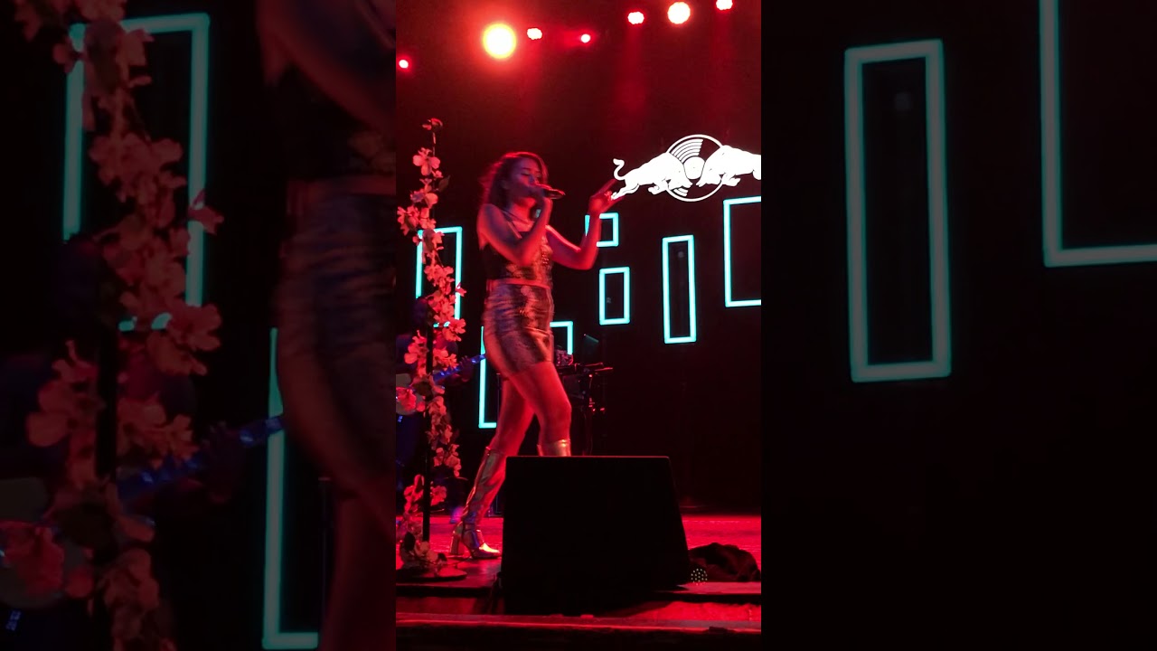 Suavemente // Kali Uchis @ Thalia Hall // Chicago // 11.09.17