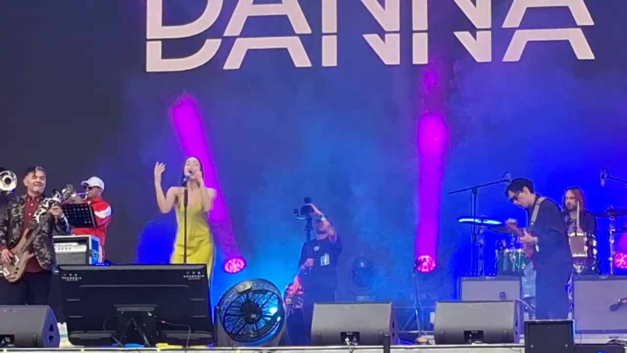 La gata bajo la lluvia - DANNA - VIVE LATINO 2026