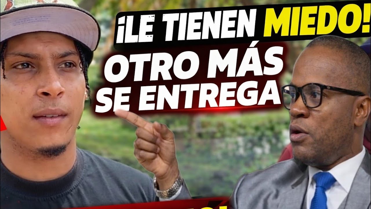 CUANDO TOLENTINO SUBE UNA FOTO OTRO MÁS APARECE ENTREGÁNDOSE