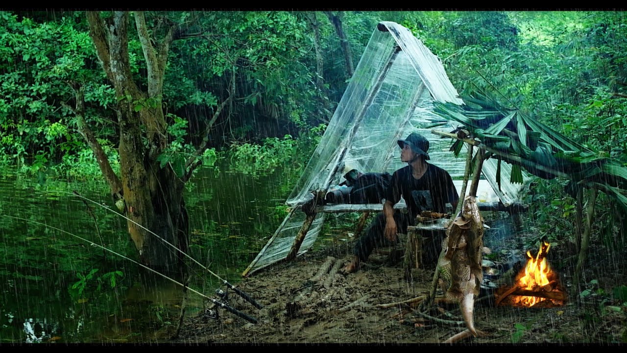 BERMALAM DI SHELTER PLASTIC ,HUJAN LEBAT MENERJANG, PANEN IKAN BETUTU