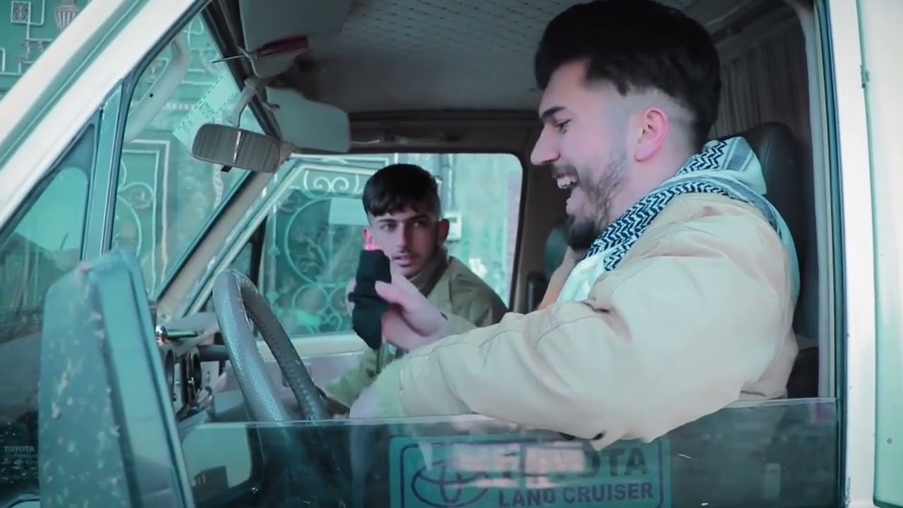 ئه و قسمته:به زمی قاچاقچیان