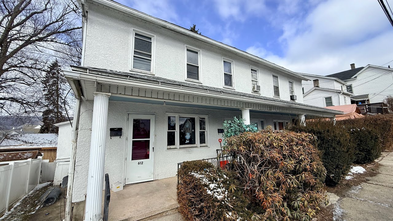 612 12th ave West Scranton 2bed
