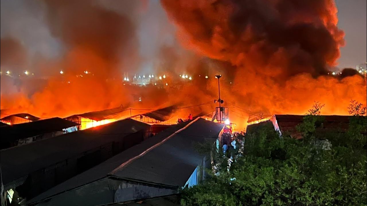 H-9 Peshawar Mor Sunday Bazaar Catches Massive Fire