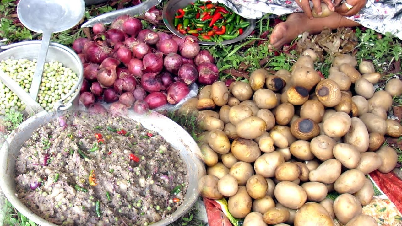Village Sister making Potato Pickle  || Making Local  Potato Pickle  ||