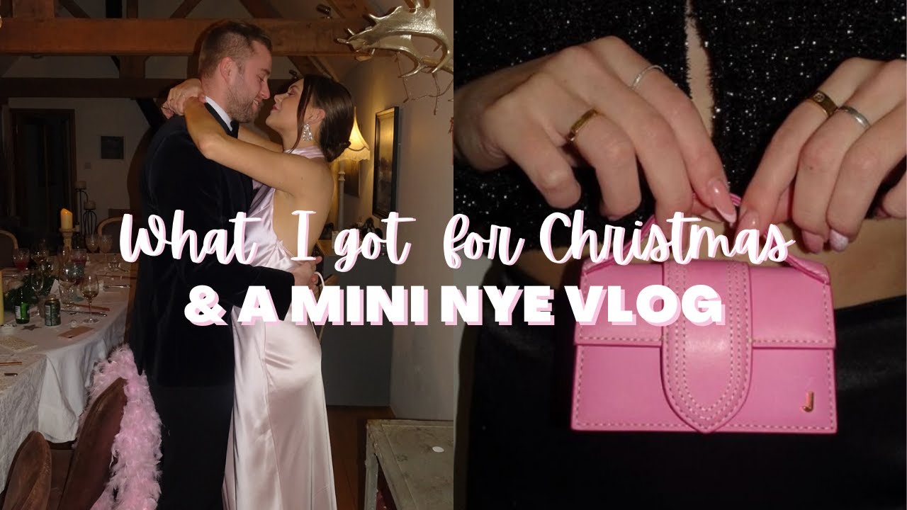 WHAT I GOT FOR XMAS & A MINI NYE VLOG | Molly Brooks