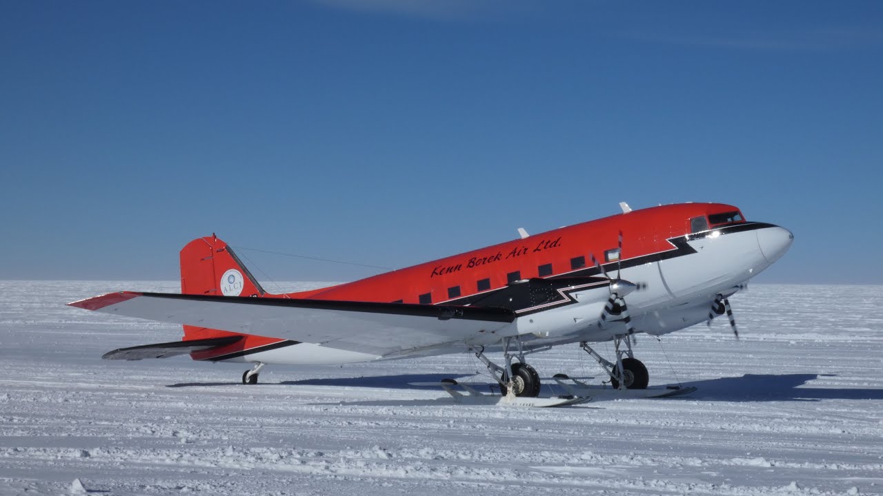 Flight on a BT-67 Basler from Vostok polar station to the Antarctic shore