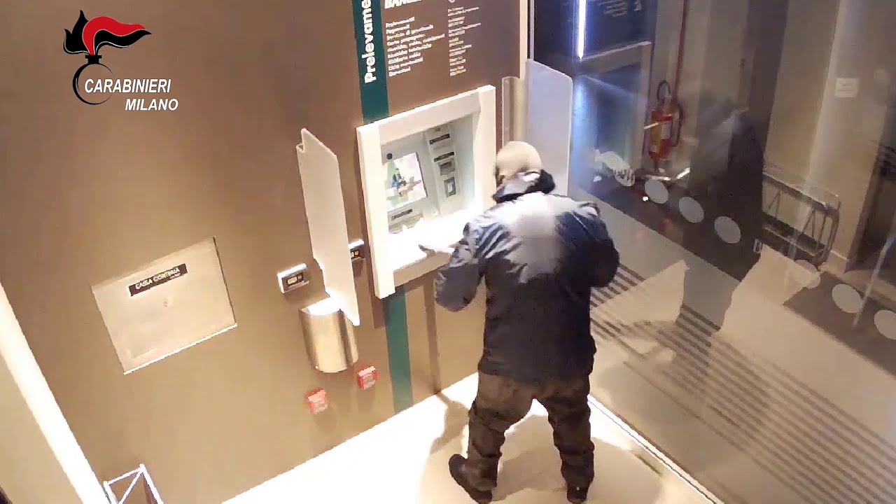 Da Bologna alla Brianza: arrestata la banda degli assalti ai bancomat