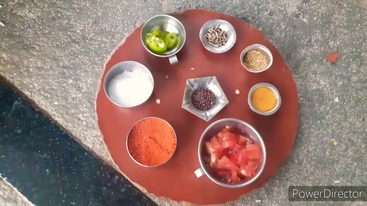 RICE , TOMATO CURRY &  CHAPATHI in AMMU'S MINI FOOD KEY