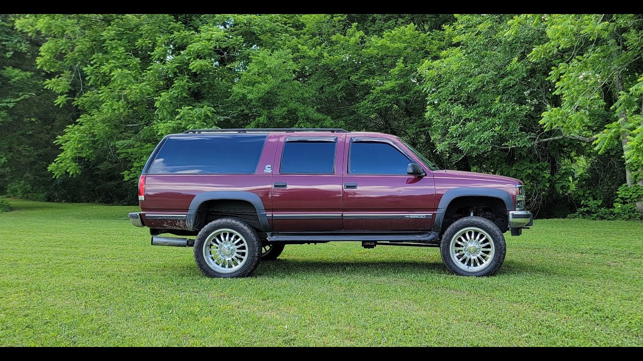 Cummins Sweded Chevy Suburban K2500 Daily Driver 1999 года выпуска
