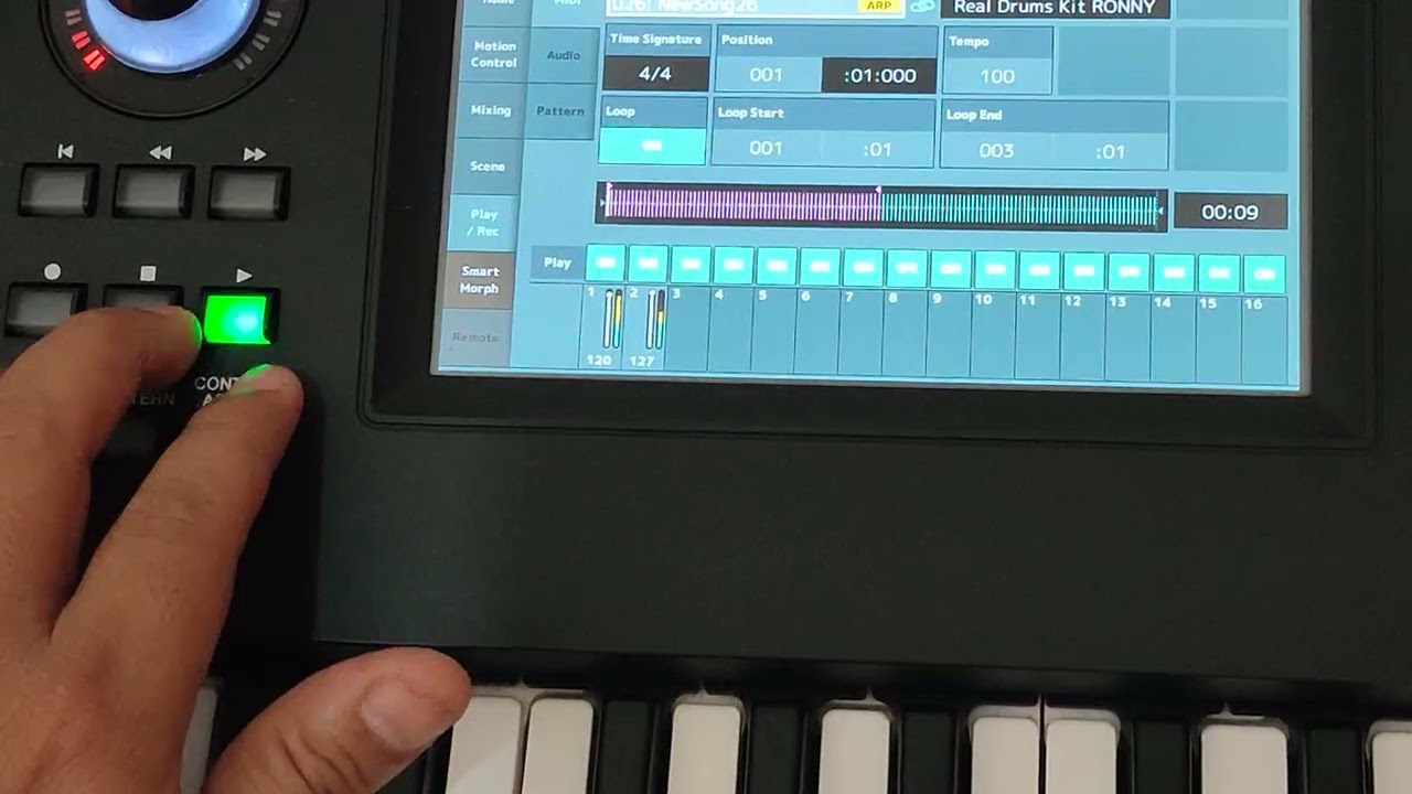 Crear ritmos en el YAMAHA MODX6+  y los utilizamos en el arpegiador !