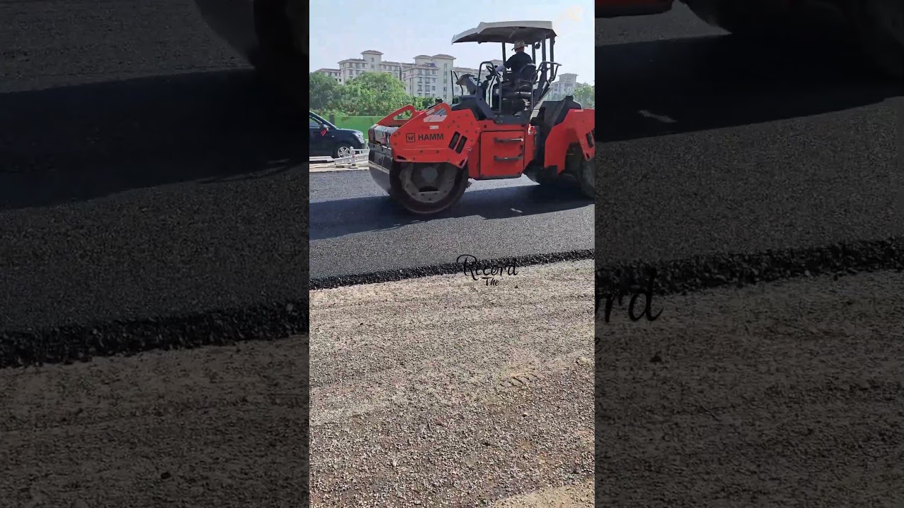 Compaction process of asphalt pavement using a double steel roller