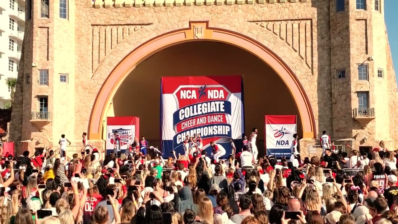 TVCC Cheer NCA College Nationals 2022 Large Coed Finals Performance