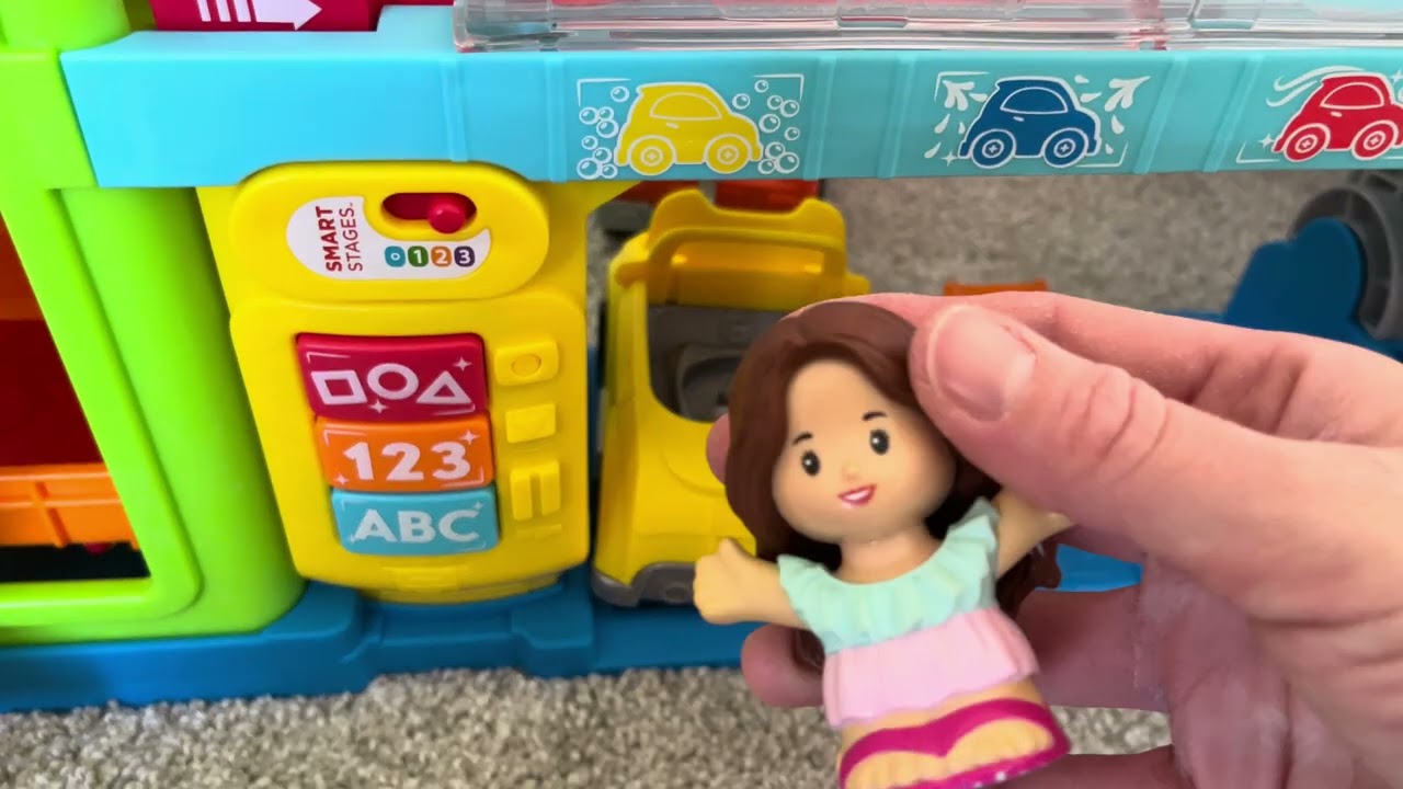 Little people toy play! Barbie heads to the car wash and also gets gas! Fun toddler video!