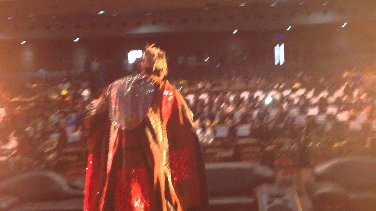 MICHEL THEO LAMAH EN SPECTACLE AU PALAIS DU PEUPLE