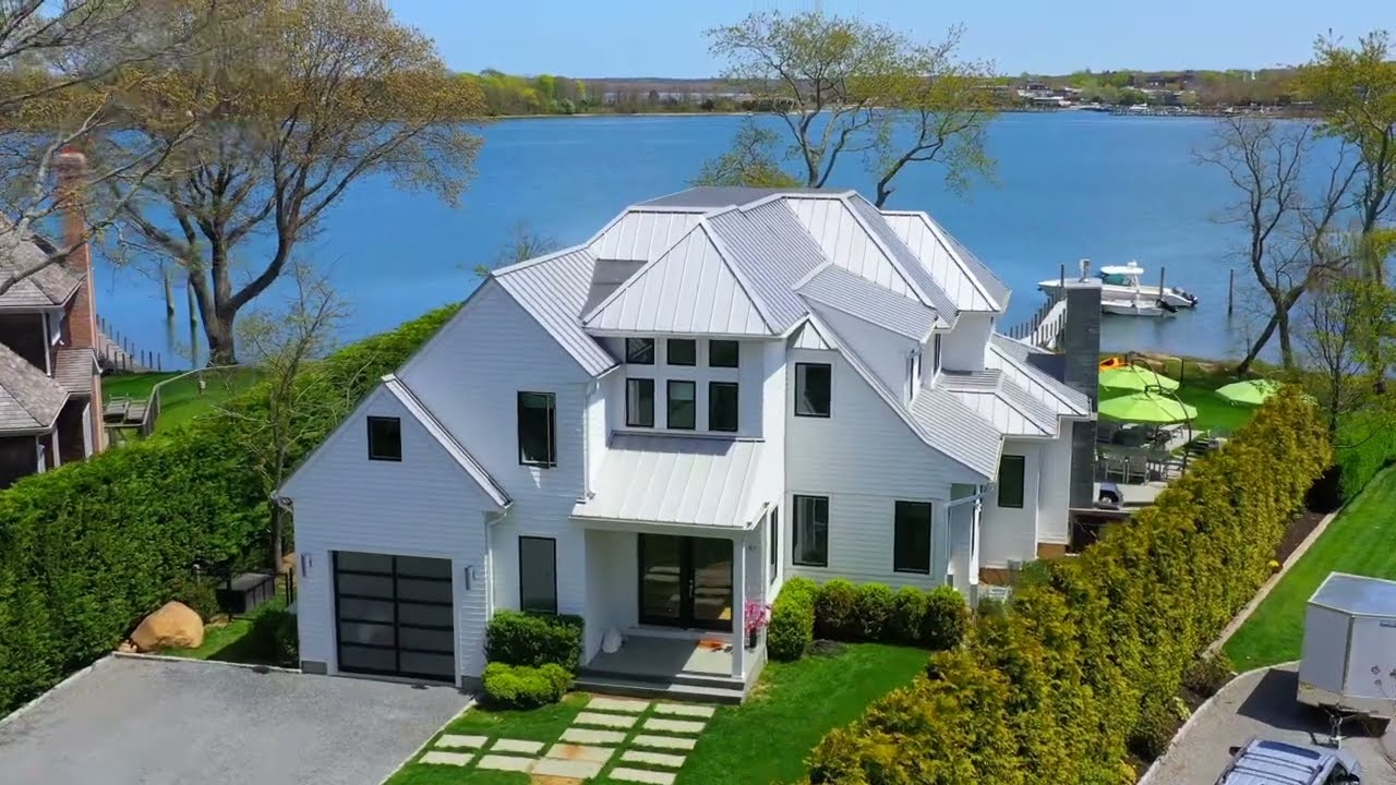 82 Harbor Drive, Sag Harbor, NY