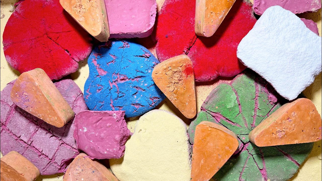 Colourful dyed beautiful chalk ❤️