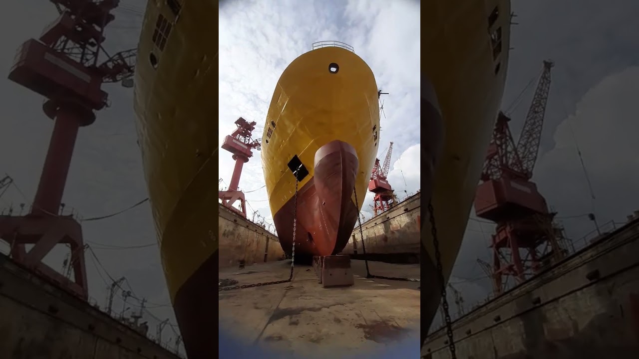 DRYDOCK SHIPYARD AT BATANGAS 