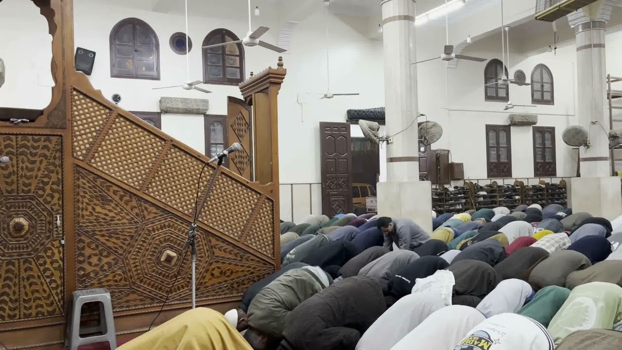 الشيخ ابراهيم حسين اول سورة غافر صلاة العشاء مسجد ابوبكر الصديق