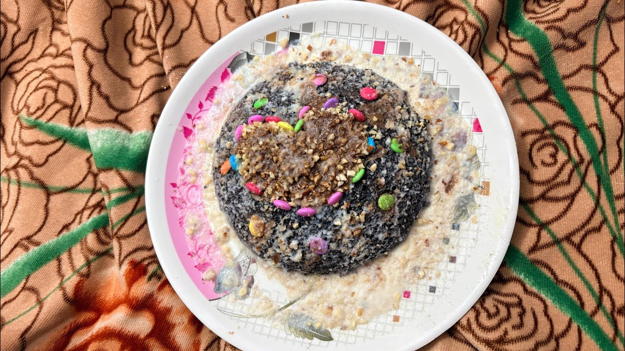Aaj banaya mai cake 🎂 sub ko bhut Acah lagaa🩷