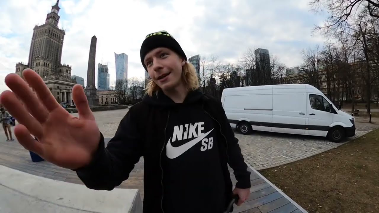 ПРО-РАЙДЕР vs ВЛОГЕР - warsaw plaza