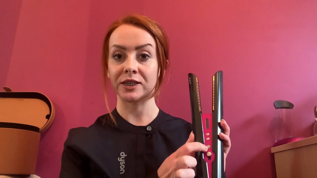 What are the safety features on the Dyson Corrale™ straightener?