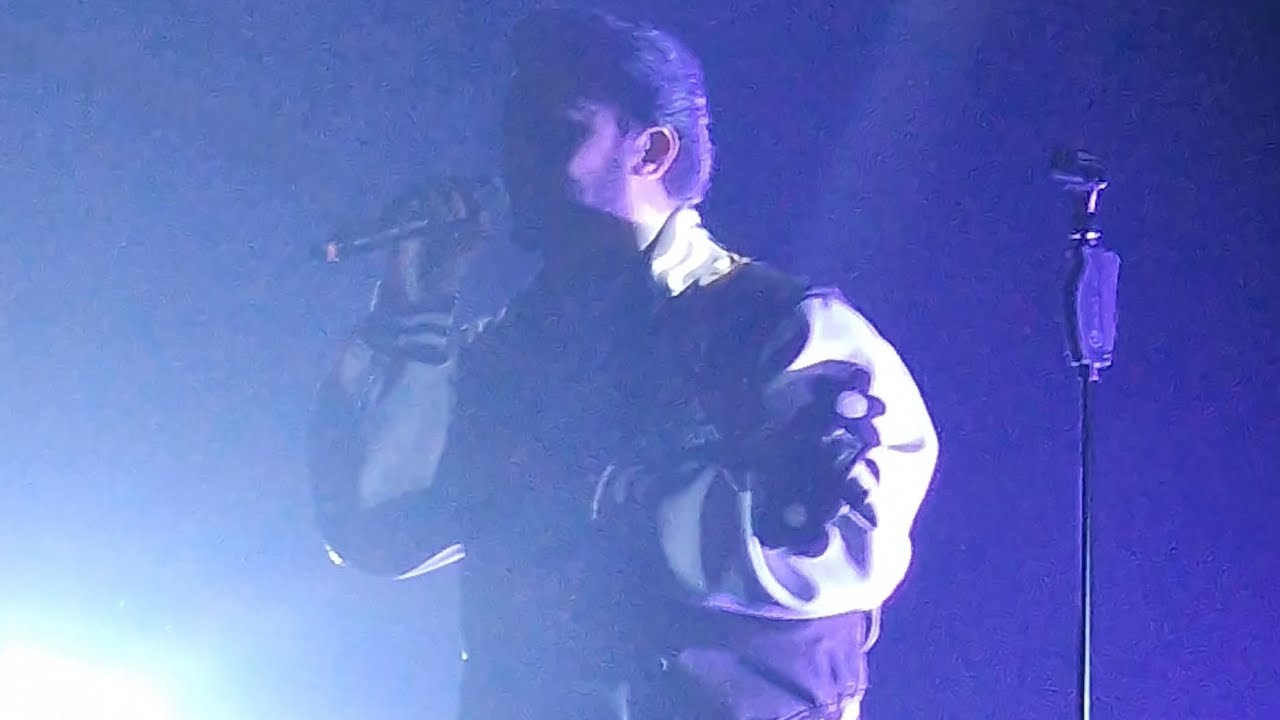 Doorie song by Atif Aslam Live Strong Performance - Audience Crazy Reactions - Glasgow - UK