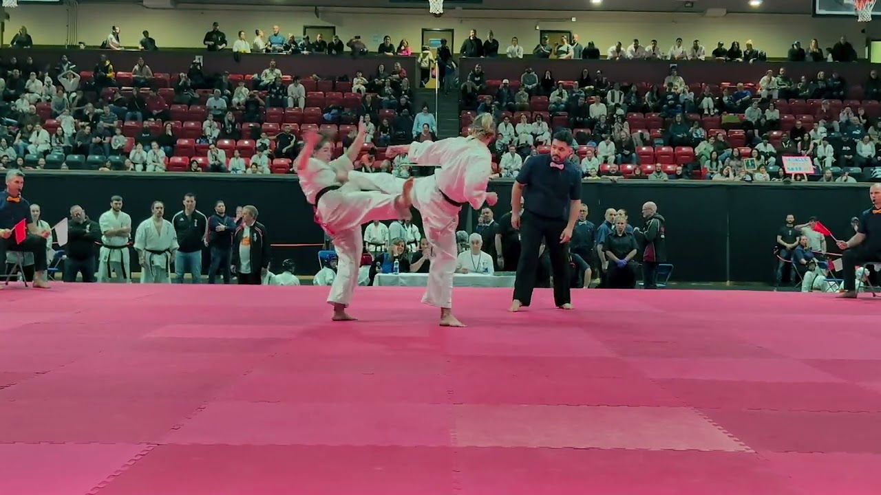 Gold Cup - Audrey Batholomay vs Julie Lamarre